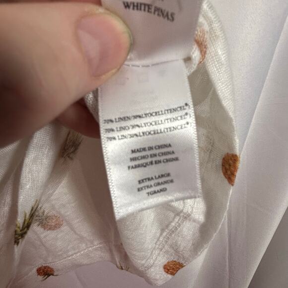 Rails Women’s White Pineapple Print VNeck Linen Blend T-Shirt – XL, Short Sleeve - Picture 4 of 4